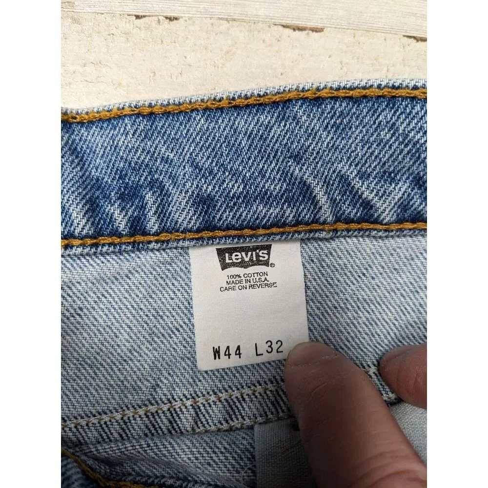 Vintage 1980-90s Levi's Blue Denim‎ White Tab #575 Made in USA 44x32 High Rise